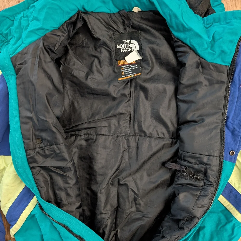 The North Face jacket SKU1090